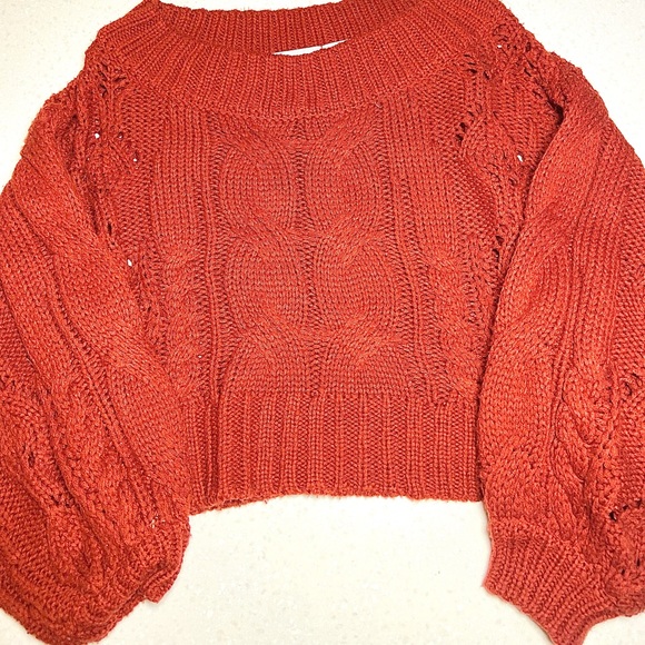 Moon & Madison Sweater🧡 - Picture 2 of 4